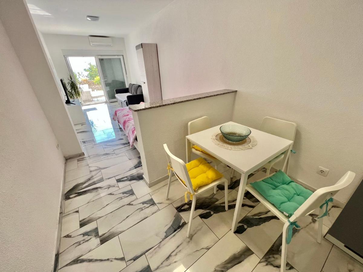 Apartmani Ana Dramalj Εξωτερικό φωτογραφία